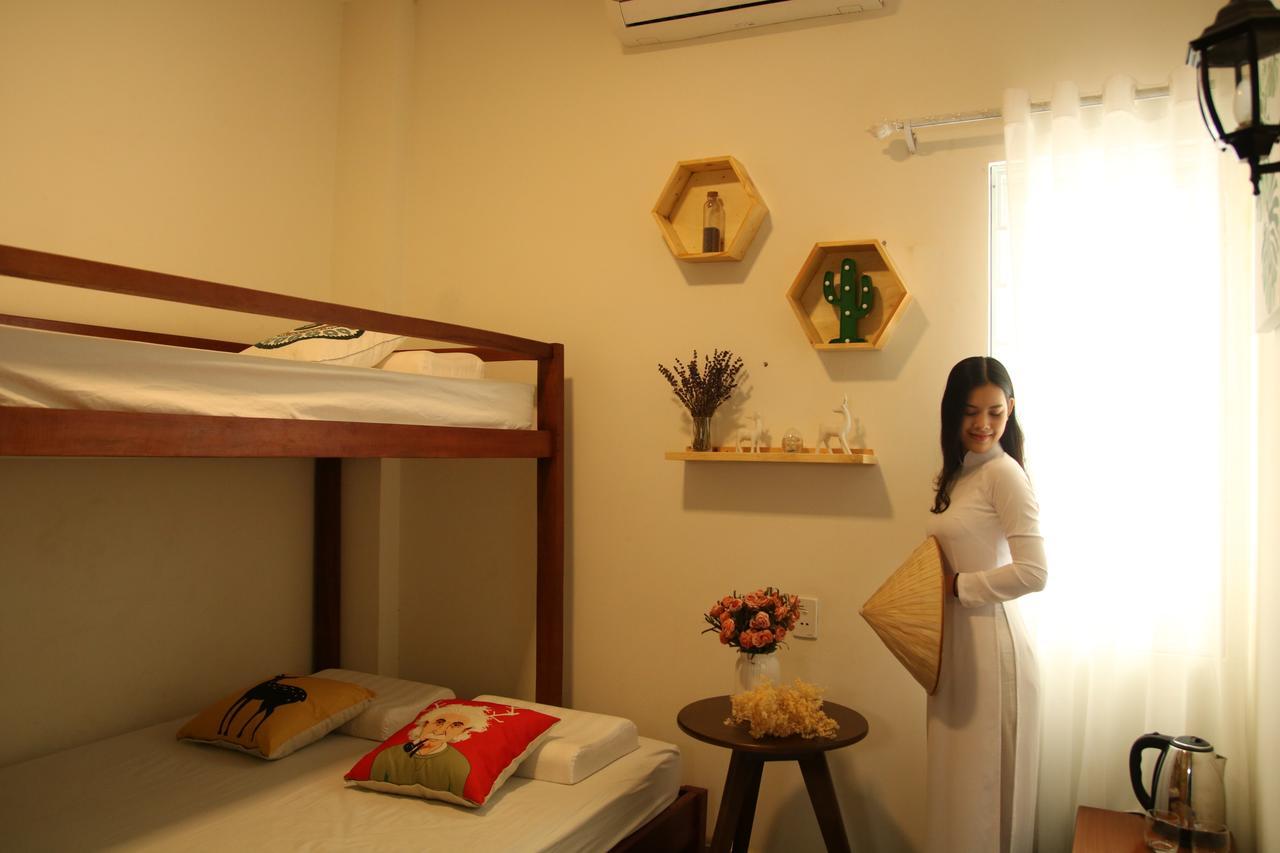 Glocal Beachside Hostel Da Nang Exterior photo