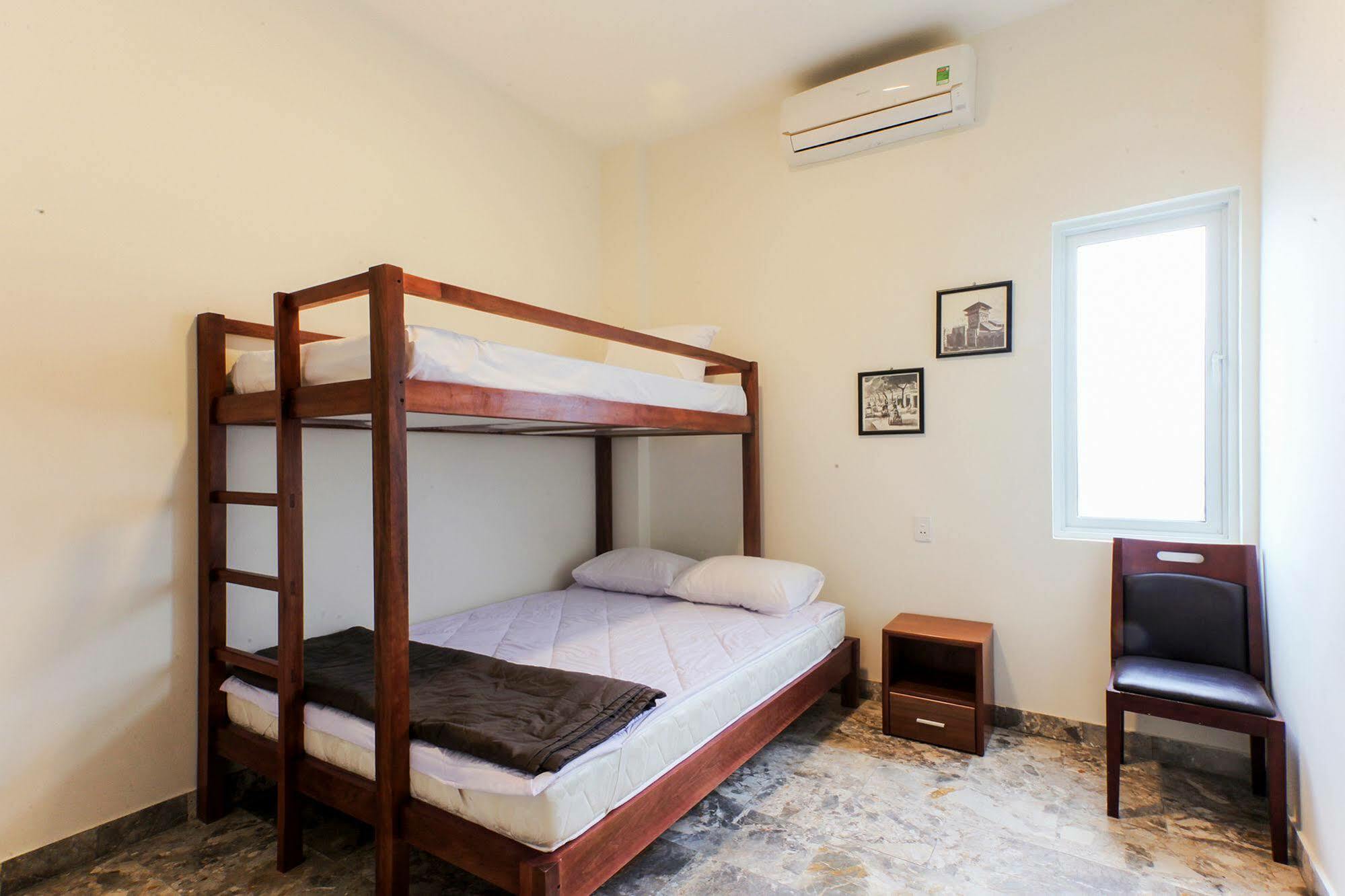 Glocal Beachside Hostel Da Nang Exterior photo